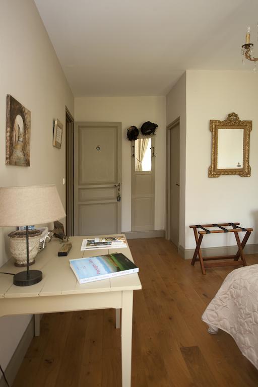 Maison D'Hotes De Charme Les Bruhasses Condom Luaran gambar
