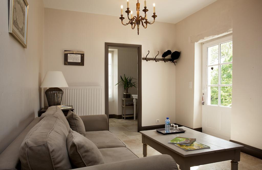 Maison D'Hotes De Charme Les Bruhasses Condom Bilik gambar