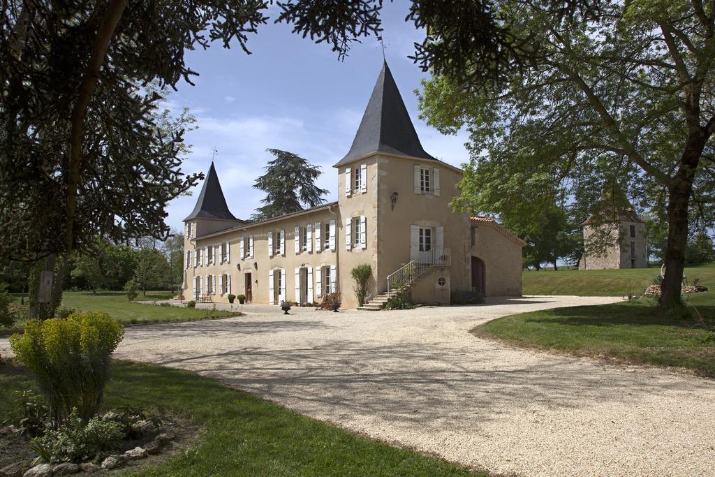 Maison D'Hotes De Charme Les Bruhasses Condom Luaran gambar